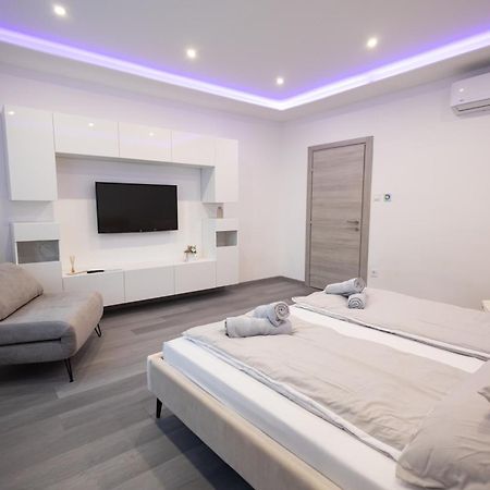 Fonix Apartman Дебрецен Экстерьер фото