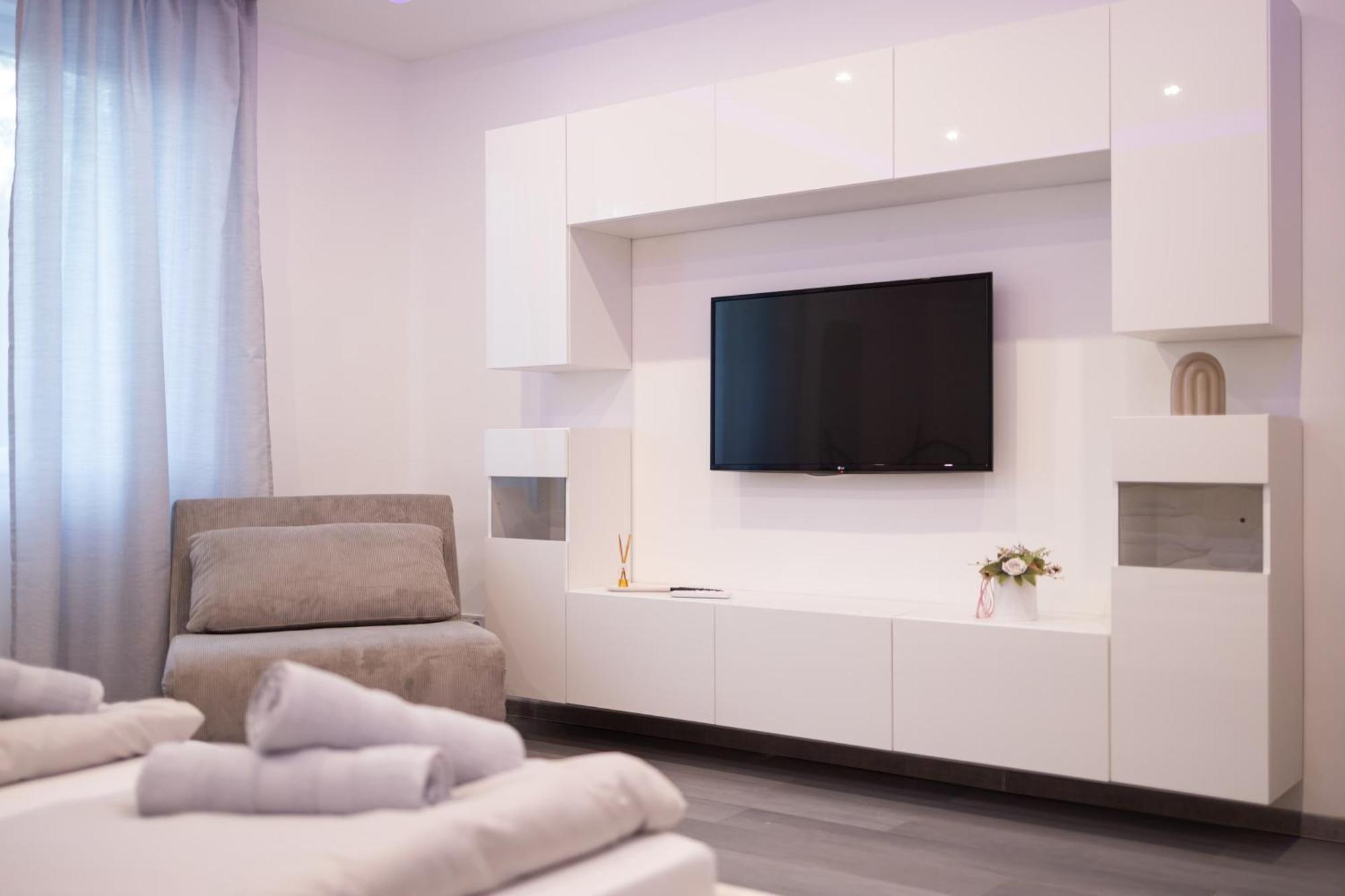 Fonix Apartman Дебрецен Экстерьер фото