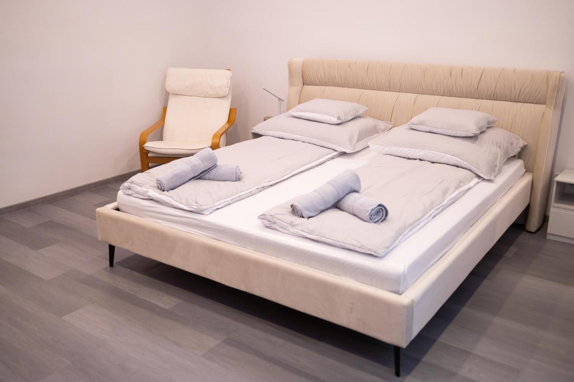 Fonix Apartman Дебрецен Экстерьер фото